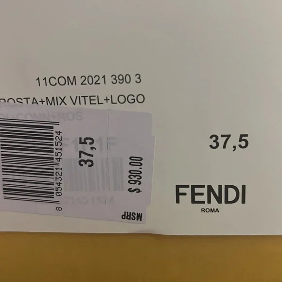 BNWT - Picture 4 of 6